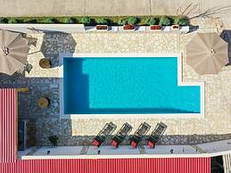 Charming Villa in Poličnik with Swimming Pool