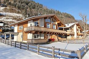 Majestic Apartment in Zell am See near Ski Area