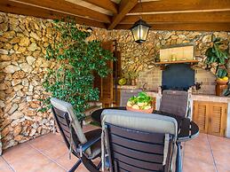 Belvilla by OYO Mavi