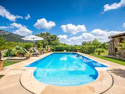 Belvilla by OYO Mavi