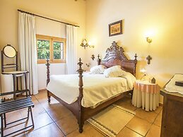 Belvilla by OYO Mavi