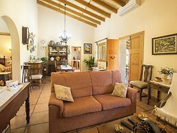 Belvilla by OYO Mavi