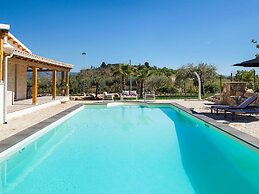 Belvilla by OYO Villa Kika