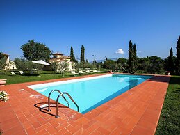Villa with Spacious Garden, Swimming Pool, Hot Tub, Tennis Court near 
