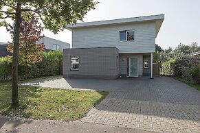 Luxury Villa in Harderwijk With Garden