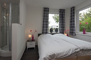 Luxury Villa in Harderwijk With Garden