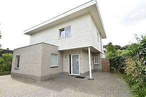Luxury Villa in Harderwijk With Garden