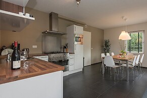 Luxury Villa in Harderwijk With Garden