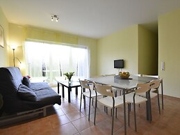 Quaint Apartment in Zierow near Sea