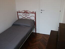 Snug Holiday Home near Lazise & Lake Garda with Olive Garden