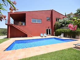 Cozy Villa in Begur With Swimming Pool