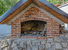 Exotic Holiday Home in Tribanj-Krušćica near Sea