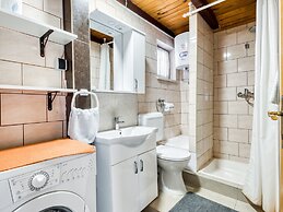 Exotic Holiday Home in Tribanj-Krušćica near Sea