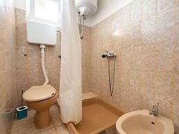 Simplistic Holiday Home in Rogoznica near Sea Beach