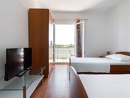 Simplistic Holiday Home in Rogoznica near Sea Beach