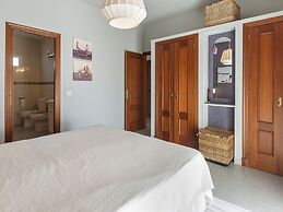 Detached Villa With a Large Private Swimming Pool