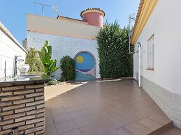 Detached Villa With a Large Private Swimming Pool