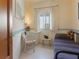 Detached Villa With a Large Private Swimming Pool