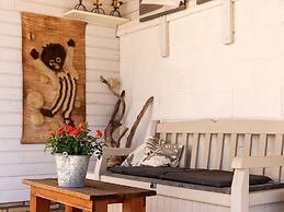 Detached Villa With a Large Private Swimming Pool