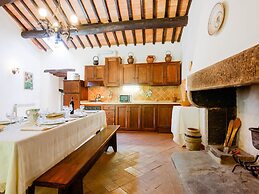 Belvilla by Oyo Eremo di Fieri