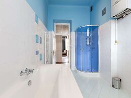 Spacious and Comfortable Flat in Krakow