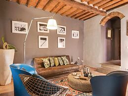 Historic Tuscan Villa With Charm