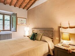 Historic Tuscan Villa With Charm