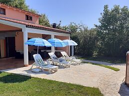Holiday Home in Pula With Swimming Pool