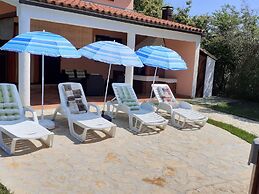 Holiday Home in Pula With Swimming Pool