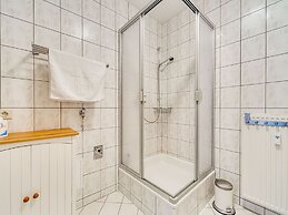 Pretty Apartment with Large Communal Terrace near Borstendorf