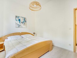 Pretty Apartment with Large Communal Terrace near Borstendorf