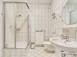 Pretty Apartment with Large Communal Terrace near Borstendorf