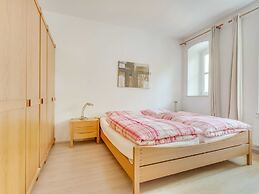 Pretty Apartment with Large Communal Terrace near Borstendorf