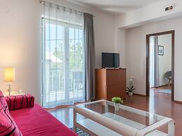 Lavish Holiday Home in Podstrana With Garden