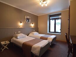 Luxury Holiday Home in Theux With Terrace and Playroom