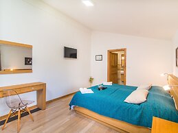 Stunning Villa in Kringa With Swimming Pool