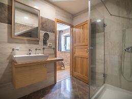 Stunning Villa in Kringa With Swimming Pool