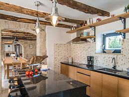 Stunning Villa in Kringa With Swimming Pool