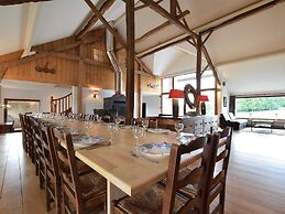 Rural Renovated Farmhouse With Large Garden