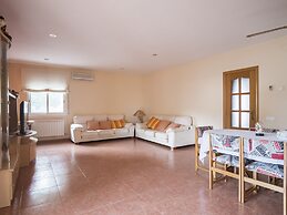 Boutique Holiday Home in El Vendrell With Private Pool