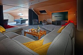 Holiday Home in Hockay With Private Pool