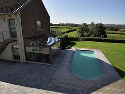 Lavish Castle in Thimister With Turkish Steambath, Sauna