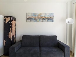 Charming Apartment in Aguadulce Near Sea