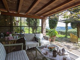 Belvilla by OYO Villa Valerie