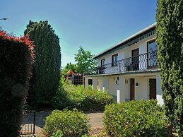 Pleasant and Luxurious House Located in Noiseux