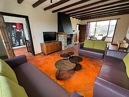 Pleasant and Luxurious House Located in Noiseux