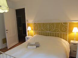 Wonderful Loft near Bastogne in Castle of Xviith History