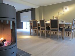 Wonderful Loft near Bastogne in Castle of Xviith History