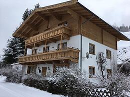 Chalet in Hollersbach / Salzburg Near ski Area