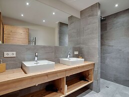 Chalet in Hollersbach / Salzburg Near ski Area